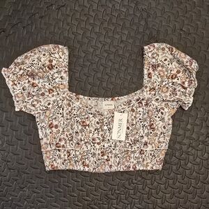 Floral Puff Sleeve Somner Top - Size MEDIUM